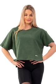 Dames T-shirt Nebbia Organic Cotton Loose Fit “The Minimalist” Crop Top 417 dark green