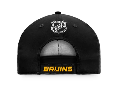 Herenpet Fanatics  Authentic Pro Locker Room Structured Adjustable Cap NHL Boston Bruins